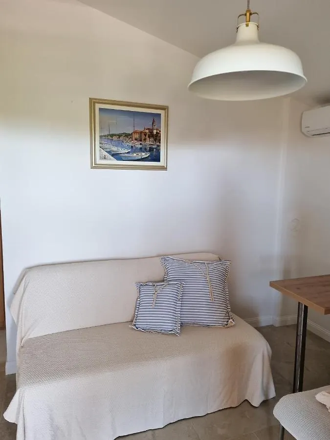 ויר Apartments Bagic
