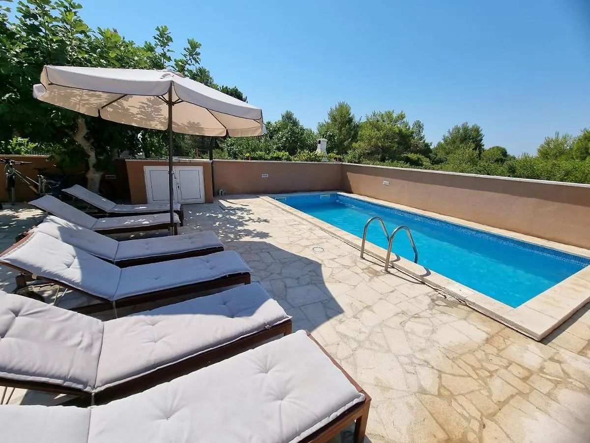 Apartments Bagić Vir