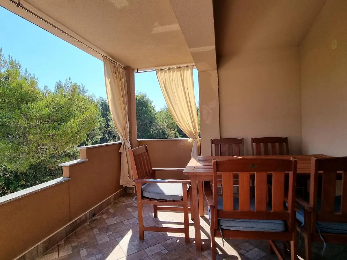 Apartments Bagić Vir 0*,