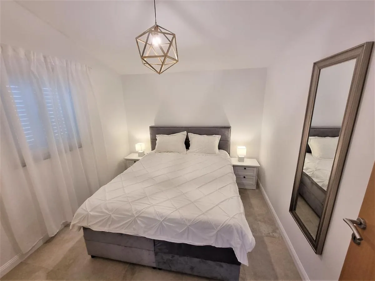 ויר Apartments Bagic